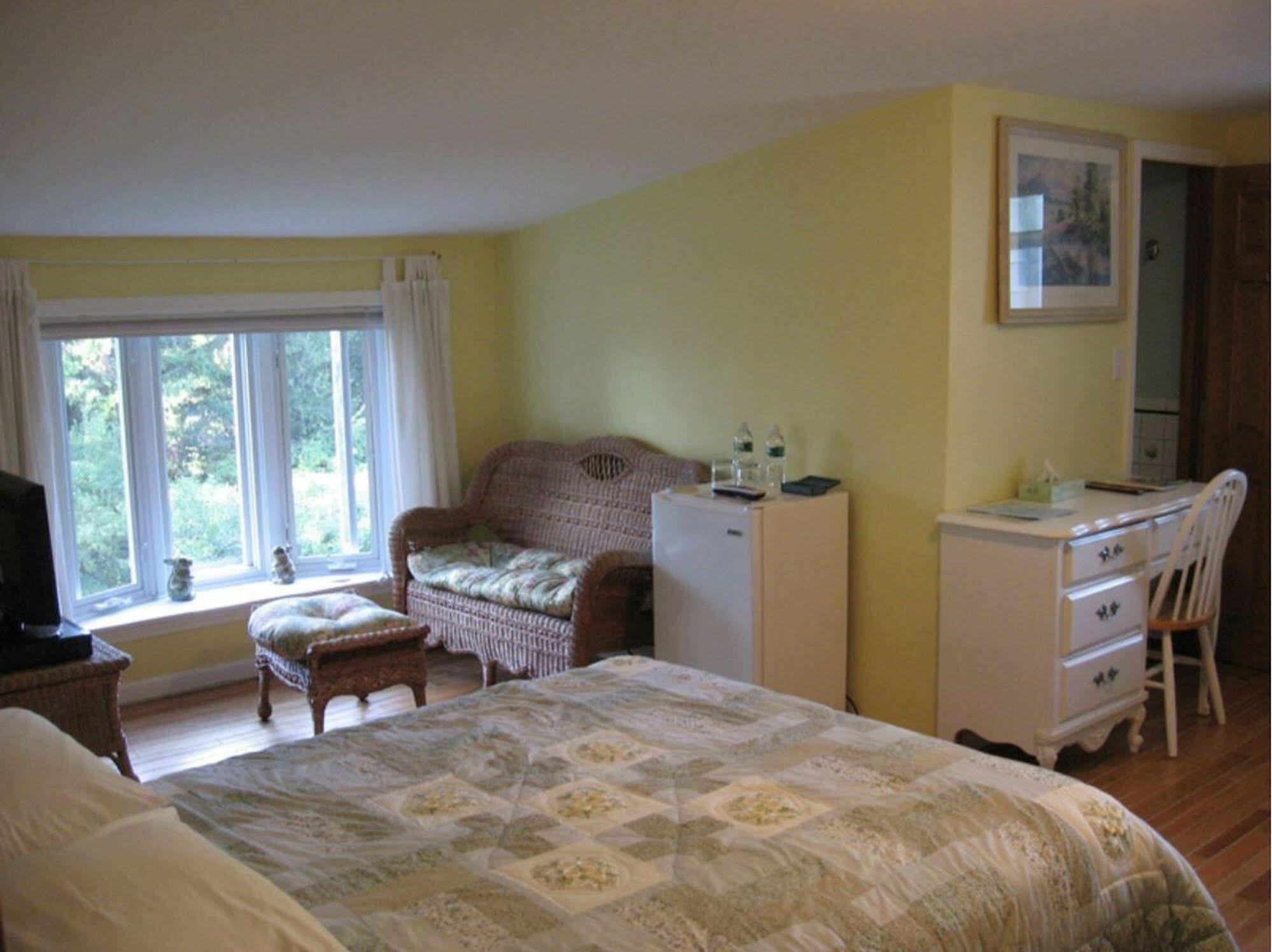 Mariaville Lake B & B Pattersonville Esterno foto