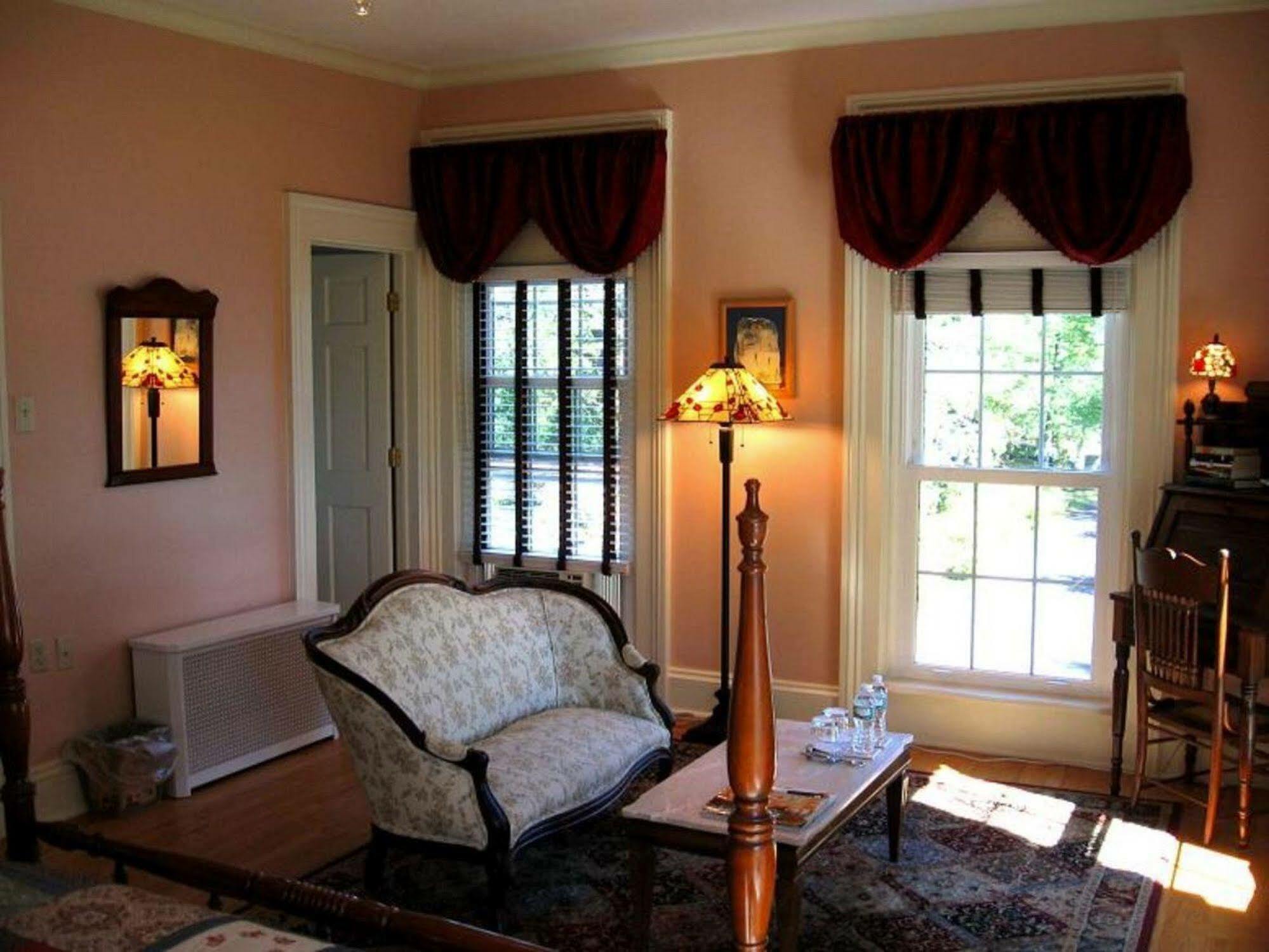 Mariaville Lake B & B Pattersonville Esterno foto