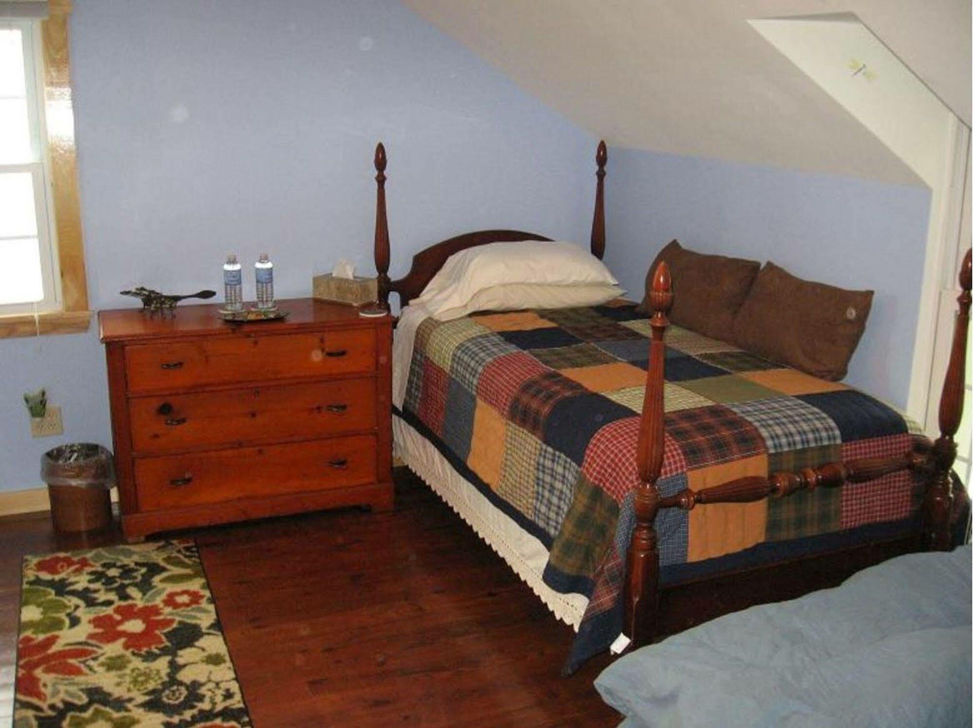 Mariaville Lake B & B Pattersonville Esterno foto