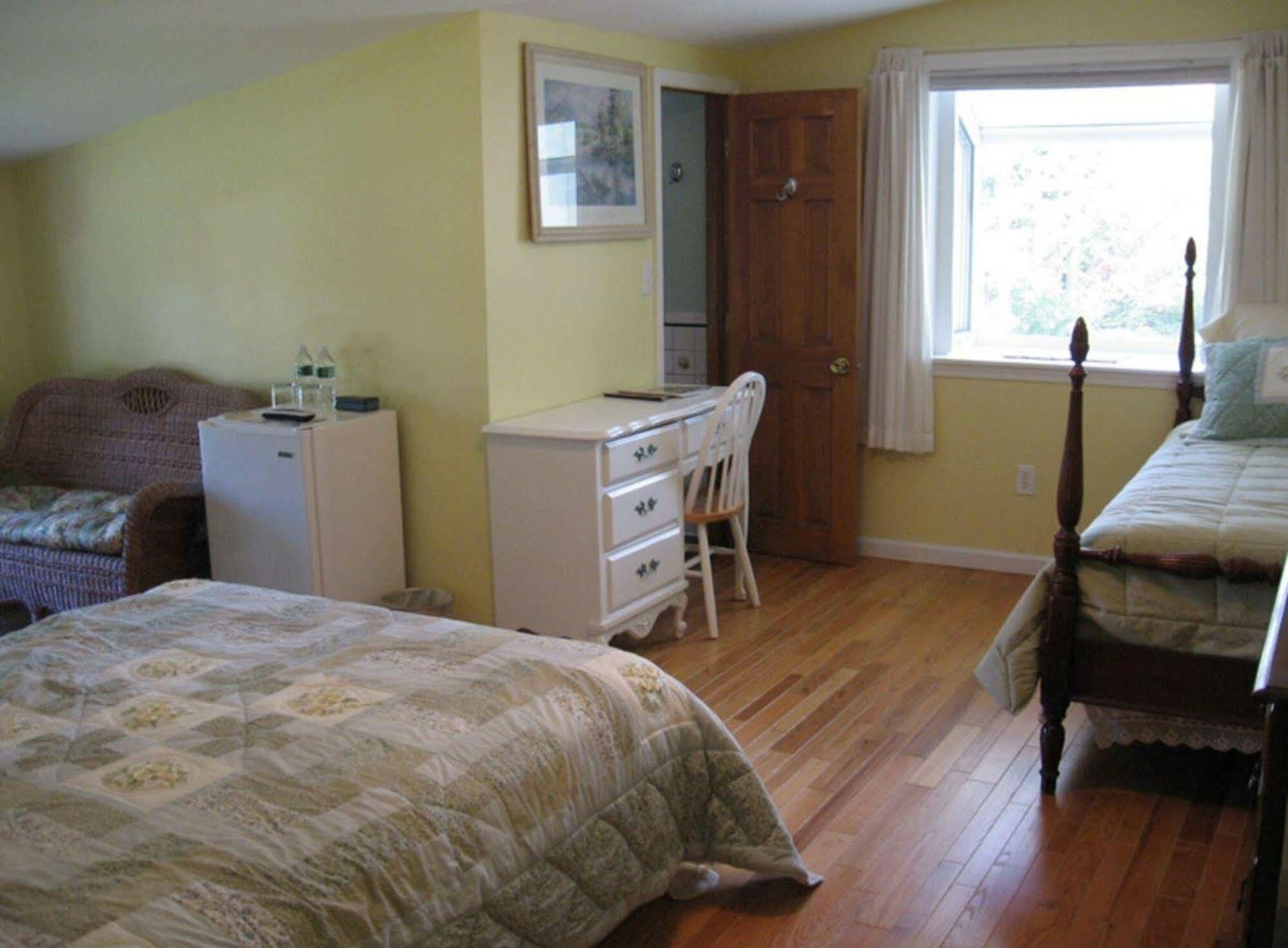 Mariaville Lake B & B Pattersonville Esterno foto