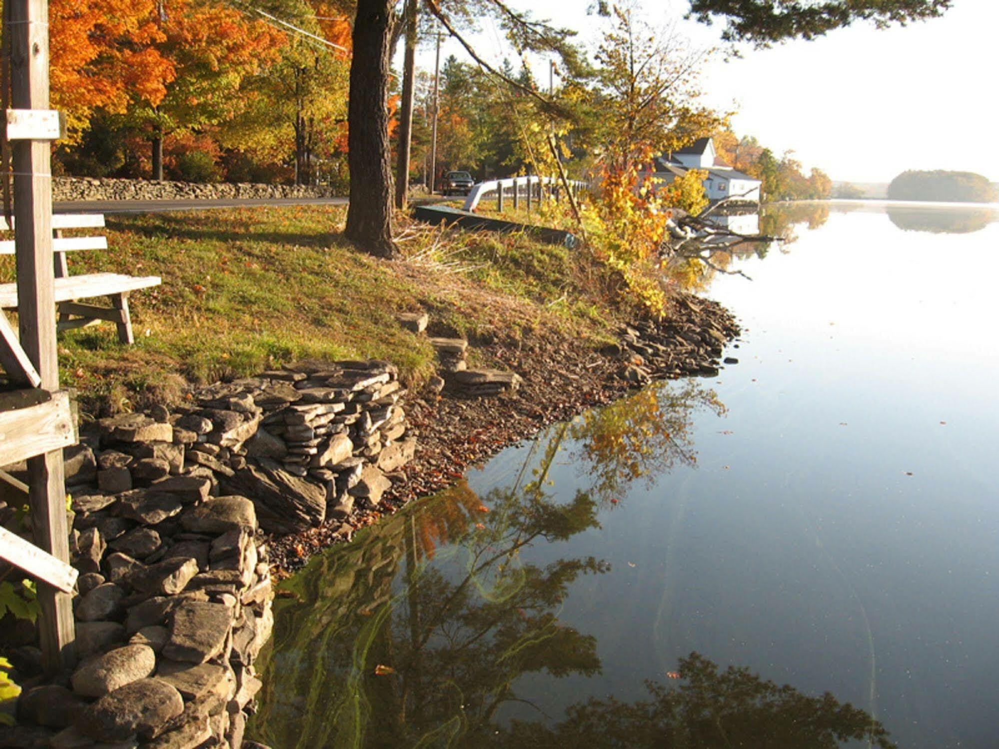 Mariaville Lake B & B Pattersonville Esterno foto